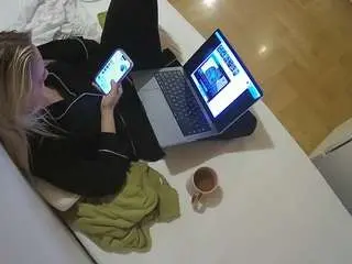 Voyeurcam-julmodels-greybed-2  live sex cam