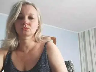 Edithmanning  live sex cam