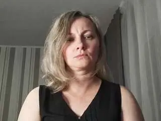 Edithmanning  live sex cam
