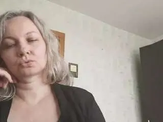 Edithmanning  live sex cam