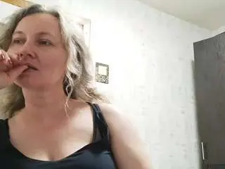 Edithmanning  live sex cam