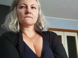 Edithmanning  live sex cam