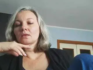 Edithmanning  live sex cam