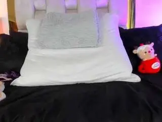 Emma-rossee  live sex cam