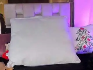 Emma-rossee  live sex cam