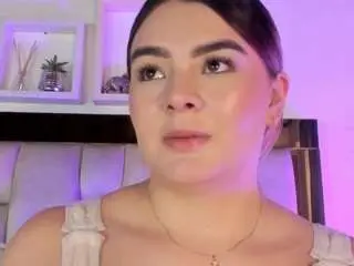 Emma-rossee  live sex cam