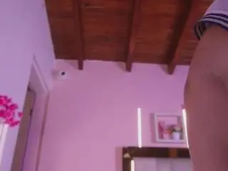 Emma-rossee  live sex cam