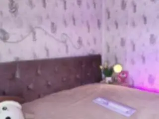 Emyliesander  live sex cam