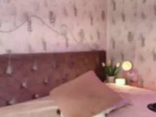 Emyliesander  live sex cam