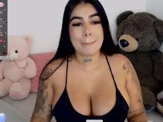 Luii-99  live sex cam
