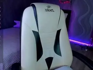 Milemissu  live sex cam