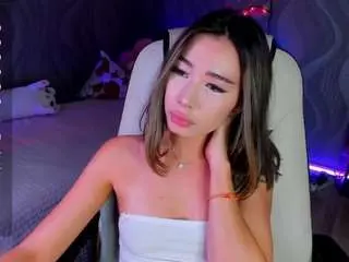 Milemissu  live sex cam