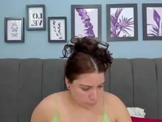 Rebecahernandezz  live sex cam