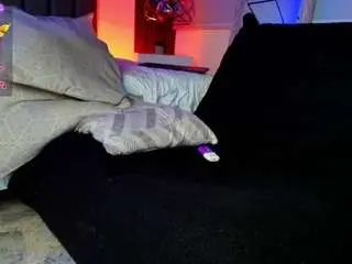 Rihanarose  live sex cam