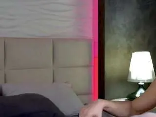 Gwenair  live sex cam