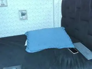 Lisa-logan  live sex cam