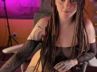 Maeveee  live sex cam