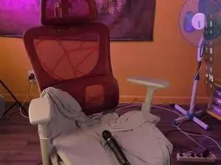 Maeveee  live sex cam