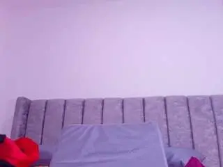 Timk-bella  live sex cam