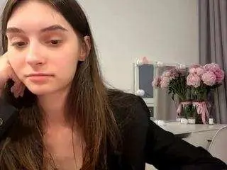 Hattiewassam  live sex cam