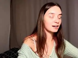 Hattiewassam  live sex cam