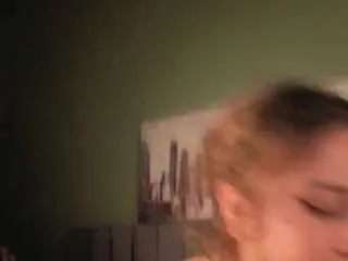 Moon-shaddow  live sex cam