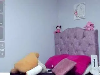 Sarastonee  live sex cam