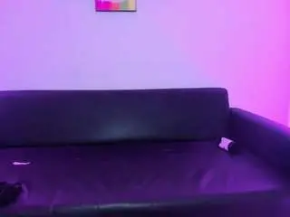 Ada-hot69  live sex cam