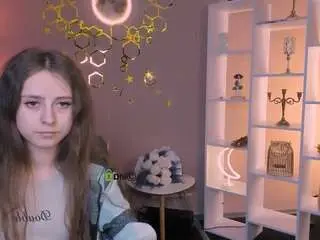 Keylas-moan  live sex cam