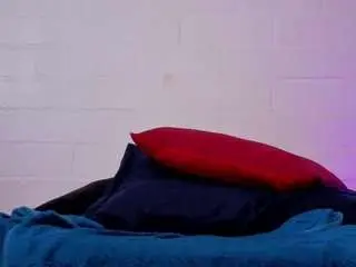 Louisenails  live sex cam