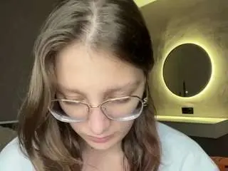 Ludiecraigen  live sex cam