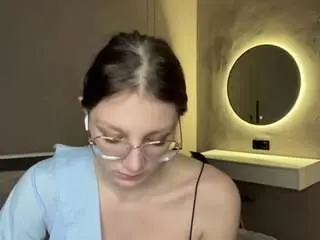 Ludiecraigen  live sex cam
