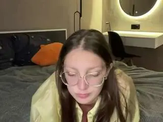 Ludiecraigen  live sex cam