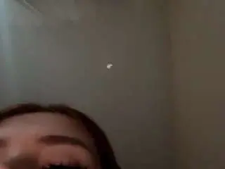 Saraihaddow  live sex cam
