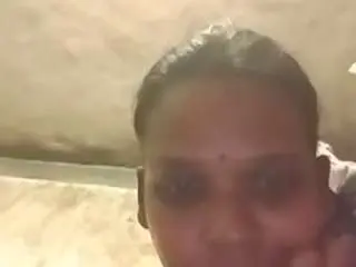 Roseyindian  live sex cam