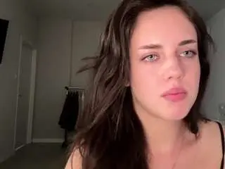 Tracietanzi  live sex cam