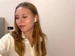 Maggiepaxman  live sex cam