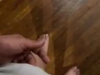 Yellowtail80  live sex cam