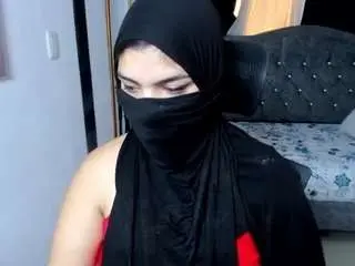 Aniisaalii  live sex cam