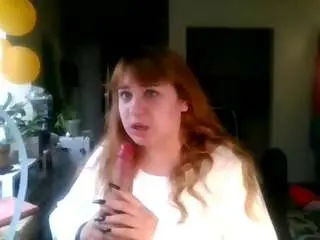 Bustyprincessleila  live sex cam