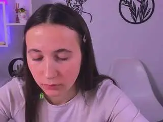 Emma-swee  live sex cam