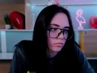 Emma-swee  live sex cam