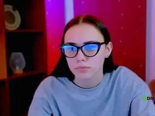 Emma-swee  live sex cam