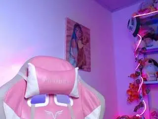 Nayarastone  live sex cam