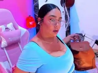 Raynastone  live sex cam