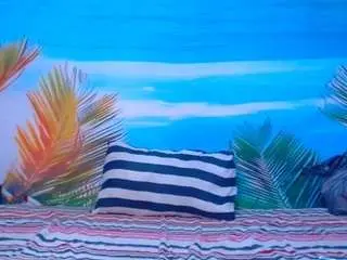 Sweetsineaura  live sex cam
