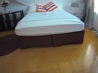 Voyeurcam-julmodels-whitebed-6  live sex cam