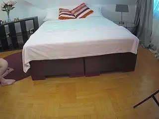 Voyeurcam-julmodels-whitebed-6  live sex cam