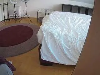 Voyeurcam-julmodels-whitebed-6  live sex cam