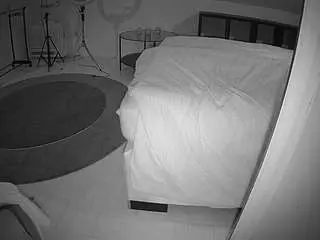 Voyeurcam-julmodels-whitebed-6  live sex cam